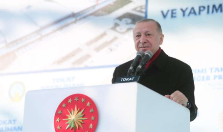 Cumhurbaşkanı Erdoğan: “Günü birlik veya dönemsel sıkıntılar kimseyi aldatmasın” 