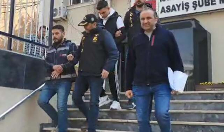 Dedektifler pusu kurdu, suçüstü yakalandılar!