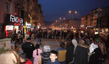 Gürsu'da günün yorgunluğu sokak konserleriyle atılıyor 