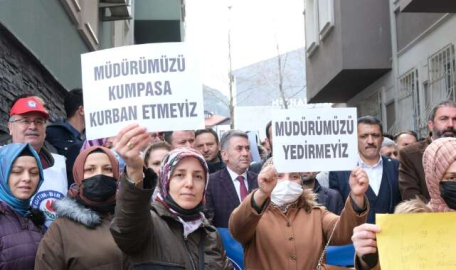 Okulları veliler mi yönetiyor?