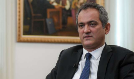 Bakan Özer'den ara tatil açıklaması 