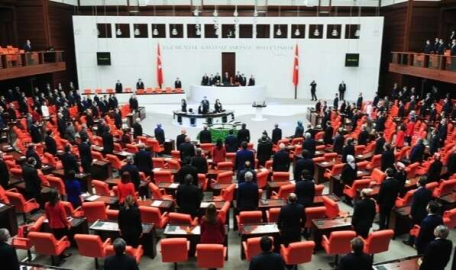 Kadına ve sağlıkçıya şiddete karşı cezalar ağırlaştırılıyor