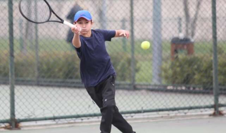 Tenis heyecanı Hüdavendigar kortlarında yaşanıyor  