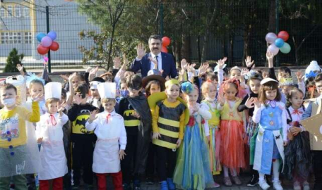 Yıldırımlı miniklerden mavi kapak kampanyasına tam destek  