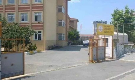 Oruç tutmayan öğrenciler için yazı... Tepki topladı