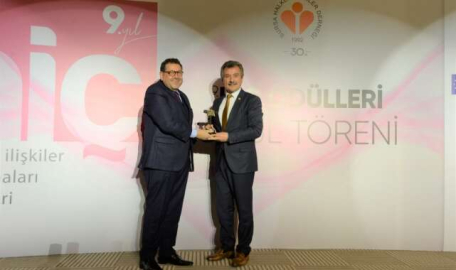 Ana Kucağı’na HİÇ Ödülü 