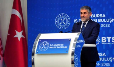 Bakan Nebati'den Bursa'da enflasyon ve döviz kuru açıklaması!
