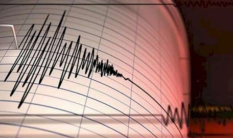 Bursa'da deprem! Yine sallandık