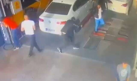 Korkunç olay! Husumetlisini başından vurdu