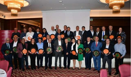 Yeşim’de kıdem ödülleri sahiplerini buldu 