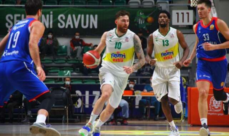 Bursaspor Efes’e karşı 
