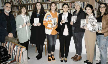 Gürhan Adana okurları ile bir araya geldi  