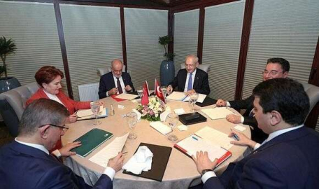 Kılıçdaroğlu'ndan Davutoğlu'na gece yarısı telefonu