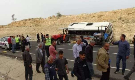 Korkunç kaza: Biri bebek 3 kişiye mezar oldu