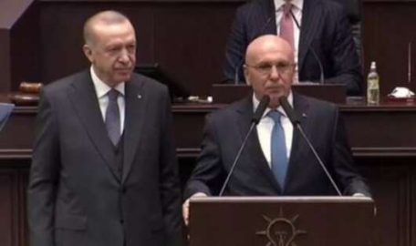 Eski İYİ Partili vekil AK Parti'ye geçti