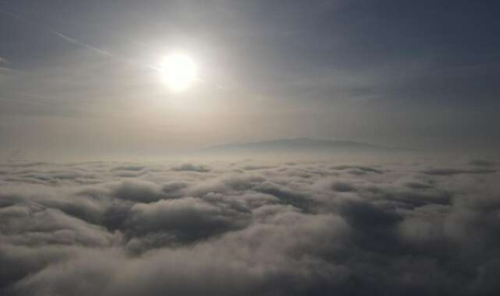 Bursa'da bulutların üzeri böyle görüntülendi 