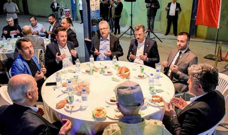 Binlerce Karacabeyli aynı sofrada buluştu 