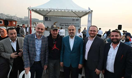 Gemlik'te denize nazır iftar 