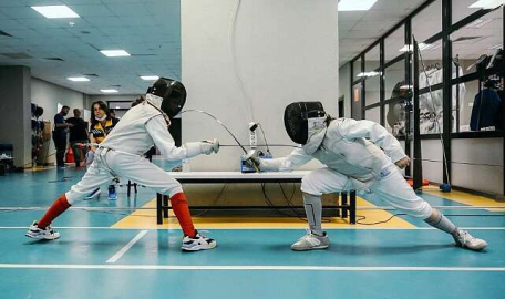 Nilüfer'de eskrim düelloları nefes kesti