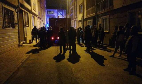 Bursa'dam apartman yangını mahalleliyi sokağa döktü 