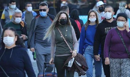 Bilim Kurulu üyesi açıkladı! Kalan kısıtlamalar için kritik tarih 