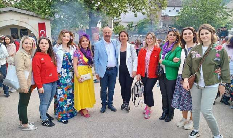 Mudanya'da rengarenk Hıdrellez 