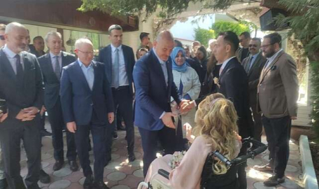 Eski vekil Karaburun: "Evliliğimiz Osmangazi Köprüsü gibi uzun ömürlü olsun" 