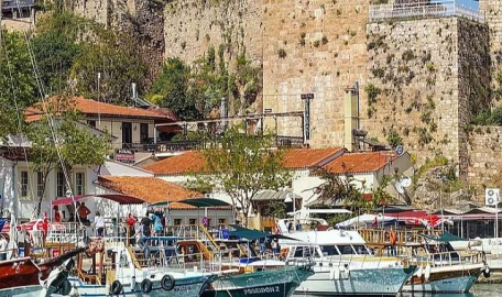 Boykot çağrısı: "Türkiye'ye gitmeyin, kebap yemeyin"