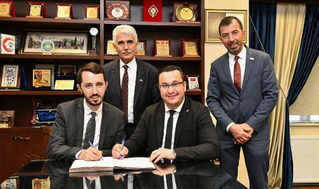 Mustafakemalpaşa ve Kamenica arasında imzalar atıldı