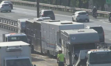 Film çekimine giderken zincirleme trafik kazasına neden oldu