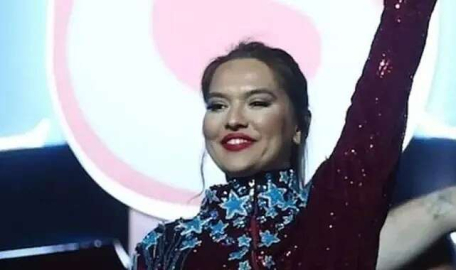 Demet Akalın ilk kez hastalığını açıkladı