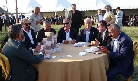 Düğünde damada 4.1 milyon lira geline 3 kilo altın takıldı