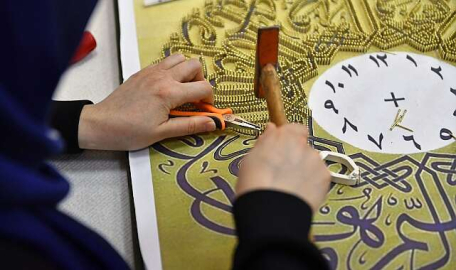 OSMEK kursiyeri: Çivi çakmak beyni rahatlatıyor