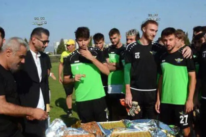 Baklava yiyenler kadro dışı!