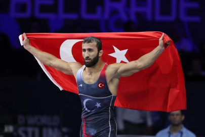 Burhan Akbudak’tan Dünya Şampiyonası’nda altın madalya