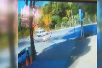 Bursa'da hatalı dönüş yapan araca çarptı, ölümden döndü