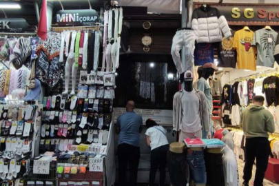 Bursa'da tarihi çarşının 'fark edilmeyen mezarları'
