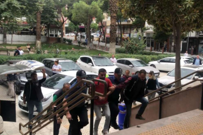 Kan donduran olay! Kalbinden bıçakladığı genç hayatını kaybetti