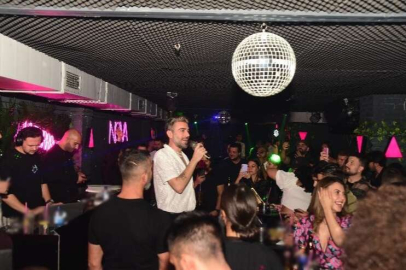 Bursa'da Kemal Doğulu'ya yoğun ilgi