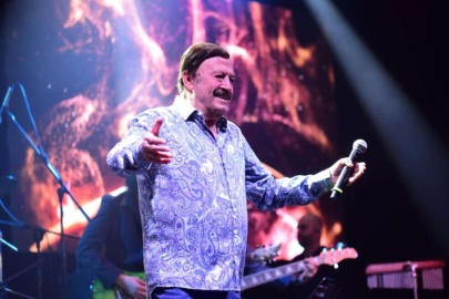 Selami Şahin'den Bursa'da müzik ziyafeti