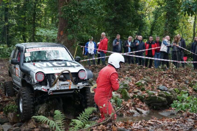 Bursa'da offroad yarışları nefesleri kesti