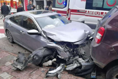 Bursa'da sara nöbeti geçiren sürücü kaza yaptı