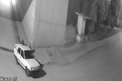 Bursa'da uyanık mazgal hırsızları kameradan kaçamadı