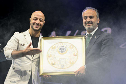 Bursa'da kültür sanat sezonu Maher Zain’le açıldı