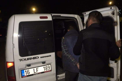 Bursa'da uyuya kalınca suçüstü yakalandı