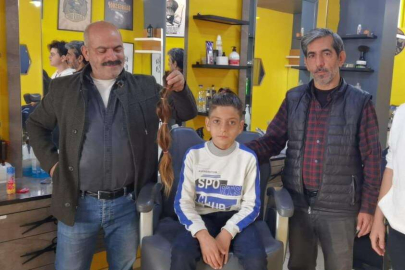 12 yıl sonra saçına makas değdi