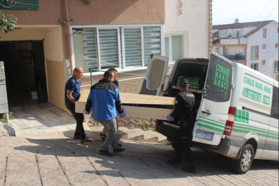 Haber alınamayan adam evinde ölü bulundu