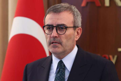 Mahir Ünal istifa etti