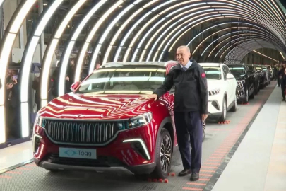 Cumhurbaşkanı Erdoğan, TOGG Fabrikası'nı gezdi