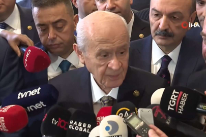 Devlet Bahçeli: 'Başörtüsü meselesinin çözümünde her türlü gayreti gösteriyoruz'